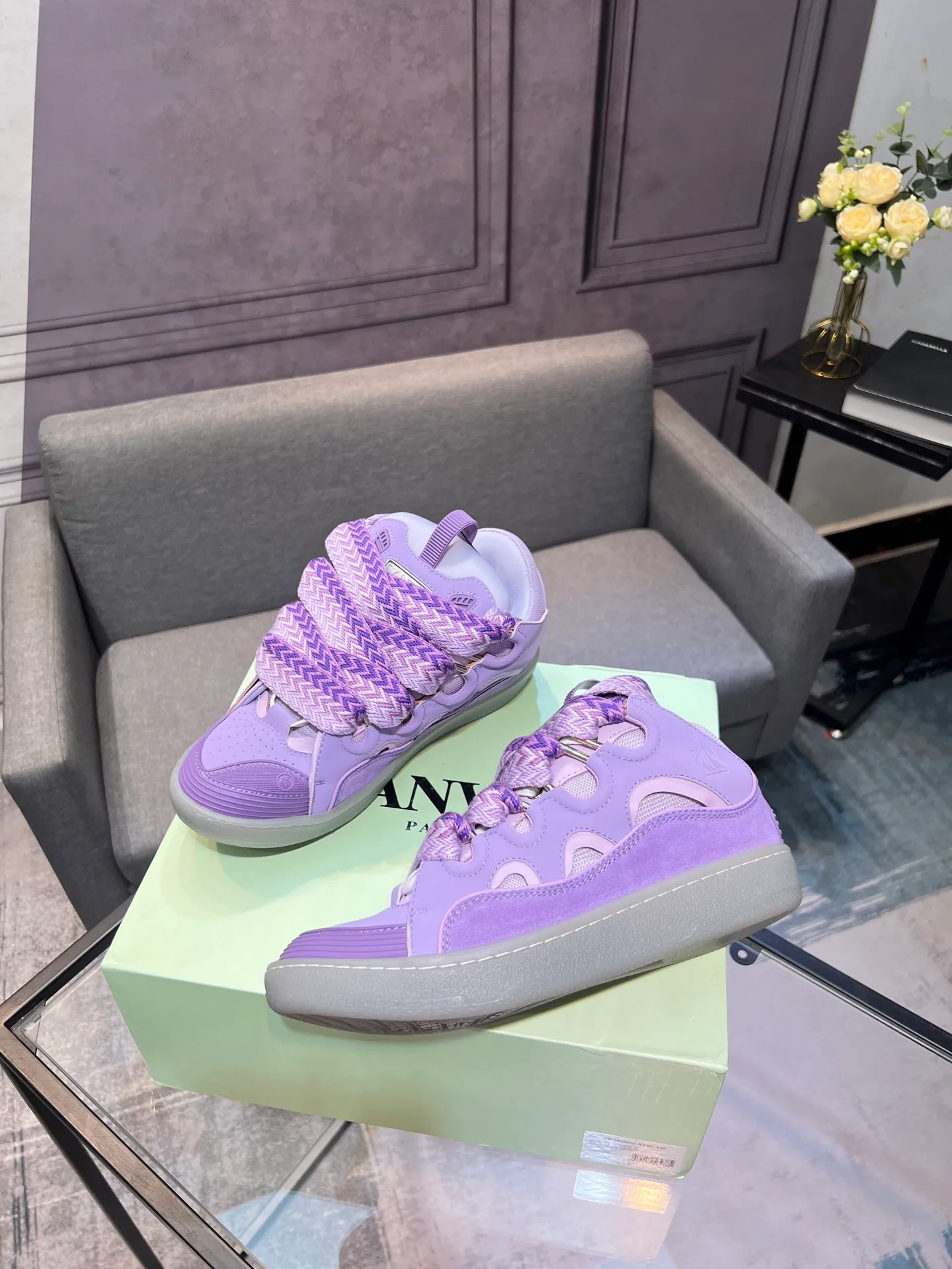 Men's men's shoes💰780 [LANVIN] Latest lace-up fashionable casual sneakers for couples High-quality CLAY couple series‼ ️ The latest trendy products of the season 🌈Many bloggers have planted grass and purchased the original open-mold customization. The upper and outsole are sewn with mark threads without edge sealing. Multiple material splicing combination design. Very versatile for fashionable and casual wear. Comfortable on the feet. Recommended for self-retention (upper cowhide + cow suede + breathable mesh) inner foot pad cowhide exclusive original open-mold clear logo rubber outsole ⚠️36-44 yards (45 custom-made)